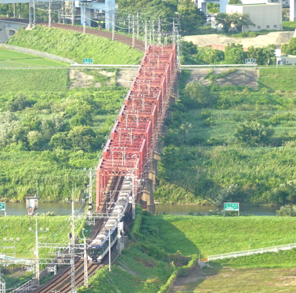 男山展望台から京阪電車