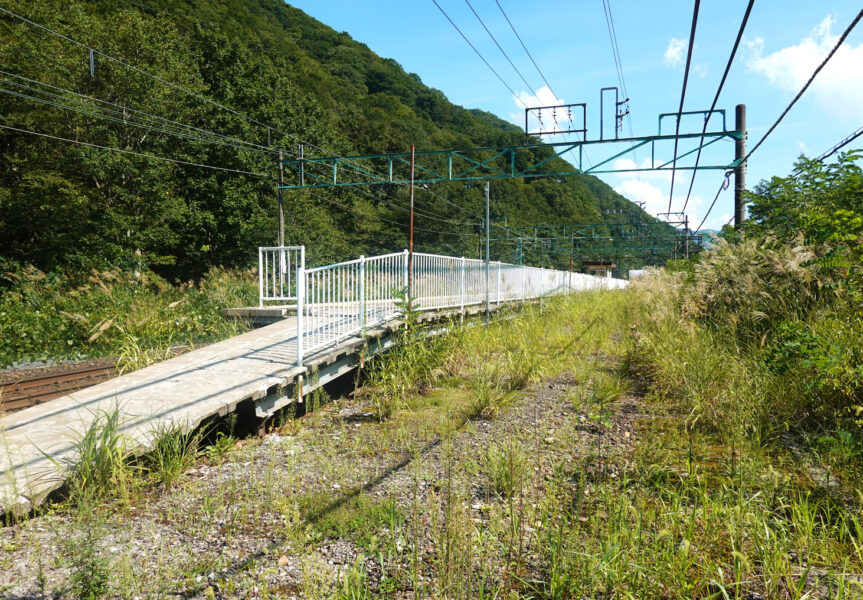 土合駅上りホーム（群馬方面）