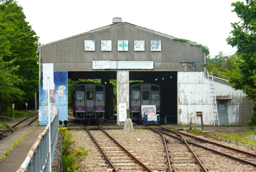 高千穂鉄道の車庫