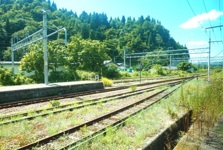 小出駅発車（只見線430D）