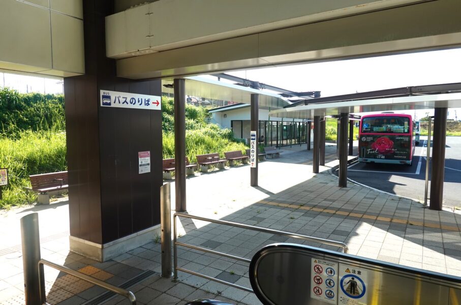 石岡駅バスターミナル