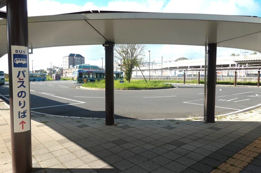 石岡駅バスターミナル