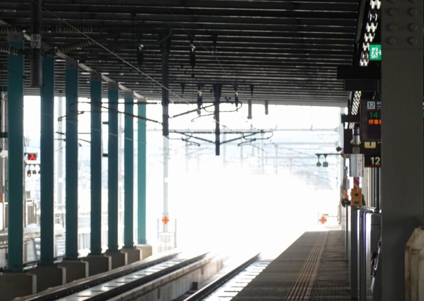 木古内駅を通過したはやぶさ22号