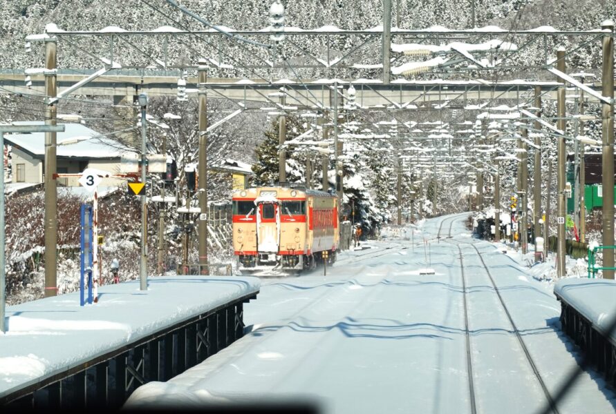 道南いさりび鉄道（茂辺地駅）　　　　　　　　　　　　　　　　　　　　　　　　　　　　　　　　　　　　　　　　　　　　　　　　　　　　　　　　　　　　　　　　　　　　　　　　　　　　　　　　　　　　　　　　　　　　　　　　　　　　　　　　　　　　　　　　　　　　　　　　　　　　　　　　　　　　　　　　　　　　　　　　　　　　　　　　　　　　　　　　　　　　　　　　　　　　　　　　　　　　　　　　　　　　　　　　　　　　　　　　　　　　　　　　　　　　　　　　　　　　　　　　　　　　　　　　　　　　　　　　　　　　　　　　　　　　　　　　　　　　　　　　　　　　　　　　　　　　　　　　　　　　　　　　　　　　　　　　　　　　　　　　　　　　　　　　　　　　　　　　　　　　　　　　　　　　　　　　　　　　　　　　　　　　　　　　　　　　　　　　　　　　　　　　　　　　　　　　　　　　　　　　　　　　　　　　　　　　　　　　　　　　　　　　　　　　　　　　　　　　　　　　　　　　　　　　　　　　　　　　　　　　　　　　　　　　　　　　　